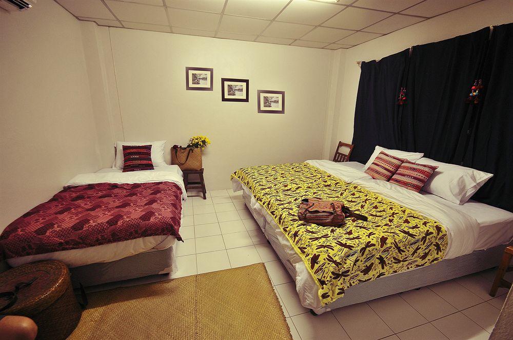 Feelgood@Journey Hostel Phuket Exterior photo