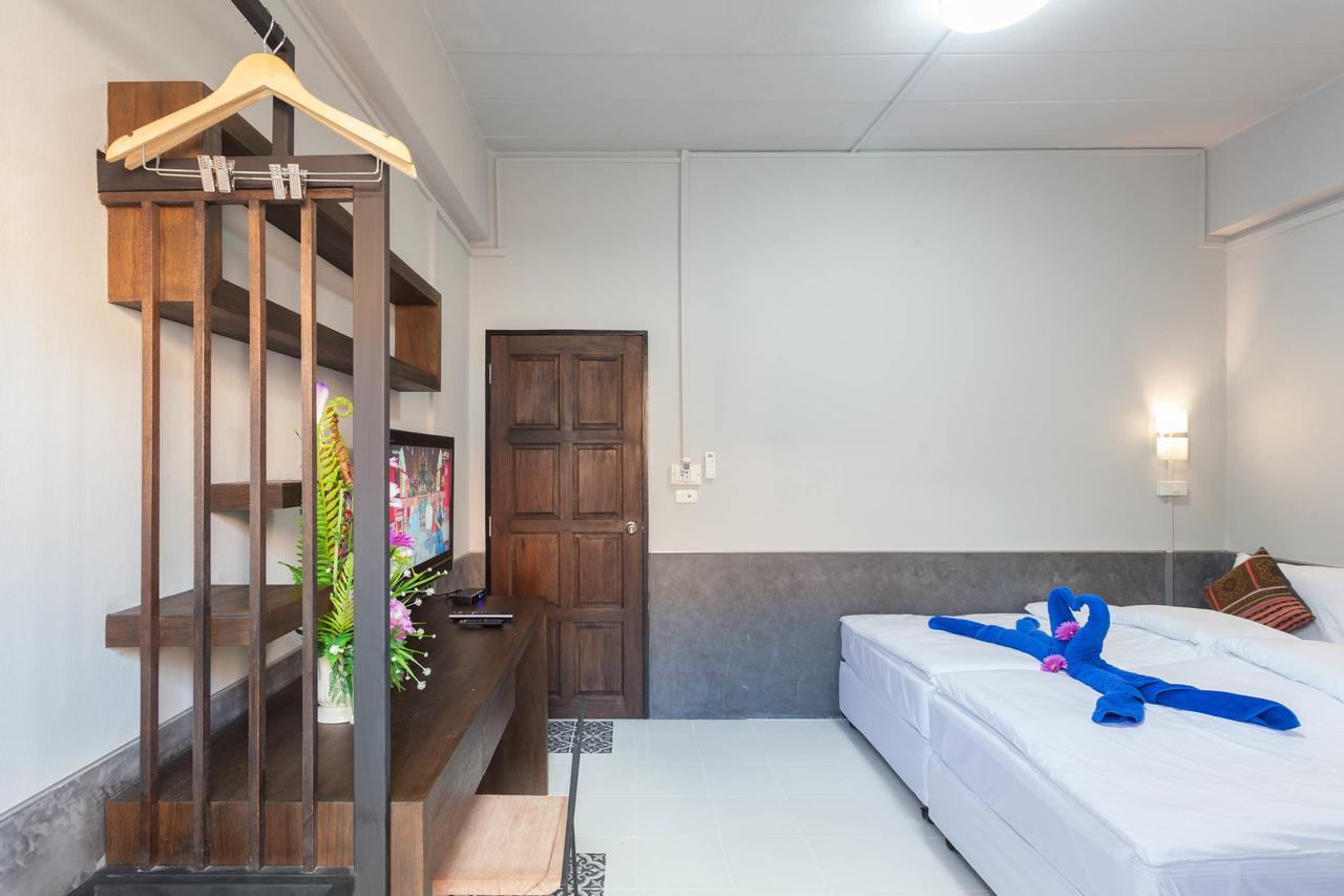 Feelgood@Journey Hostel Phuket Exterior photo